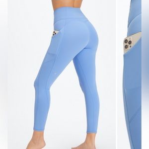 Fabletics Oasis PureLuxe High Waisted 7/8 legging